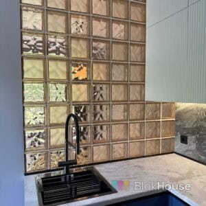 Стеклоблок волна желтый окрашенный изнутри Vitrablok 19х19х8